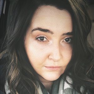 Meet your Posher, Madeline